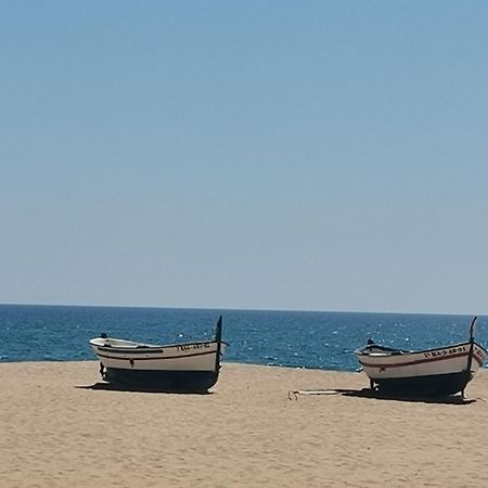 Apartamento Centrico En Calella Esterno foto