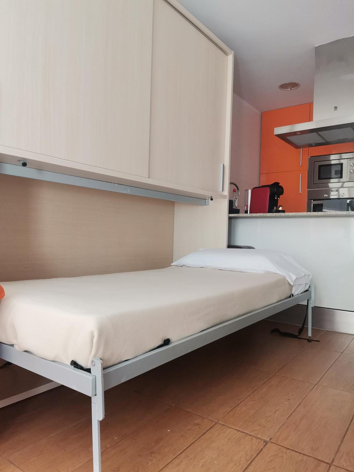 Apartamento Centrico En Calella Esterno foto